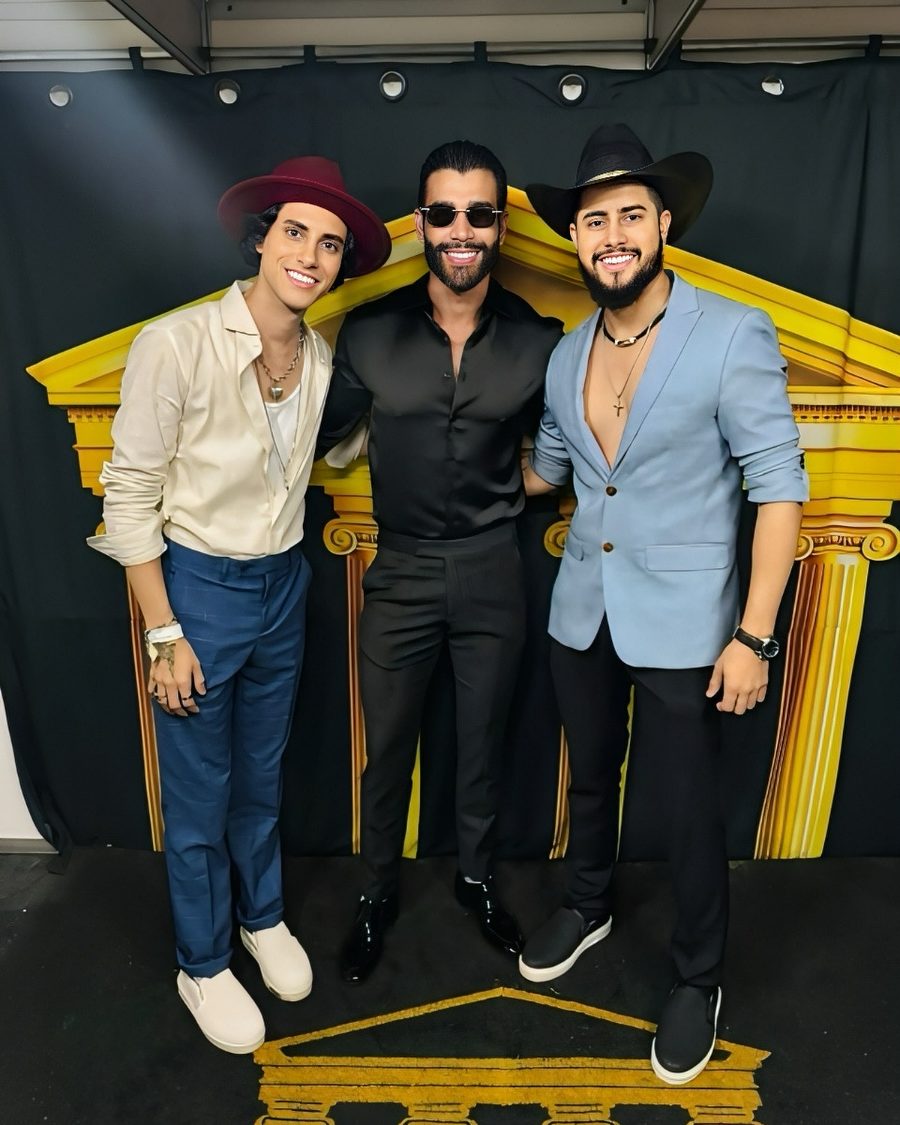 Pedro e Rafa Márks com Gusttavo Lima nos bastidores